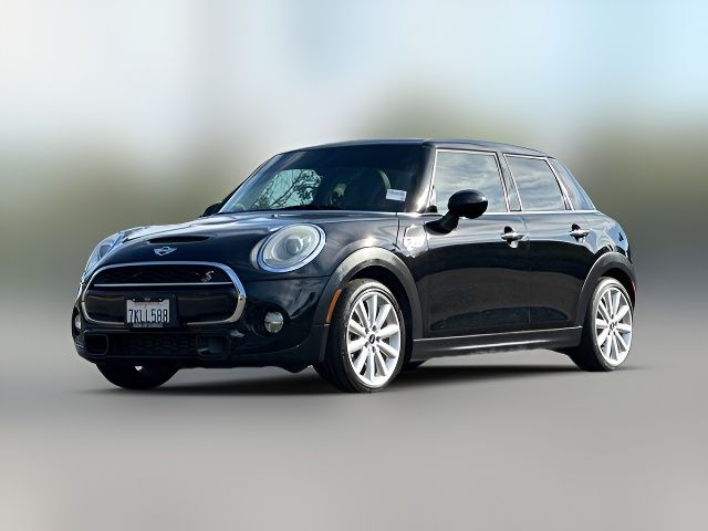 2015 MINI Cooper Hardtop S