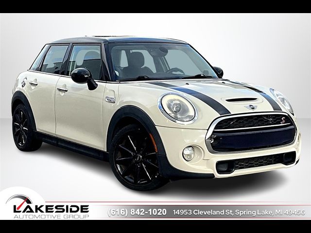 2015 MINI Cooper Hardtop S