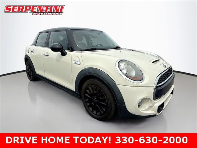 2015 MINI Cooper Hardtop S