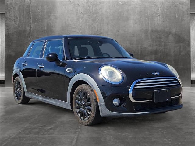 2015 MINI Cooper Hardtop Base