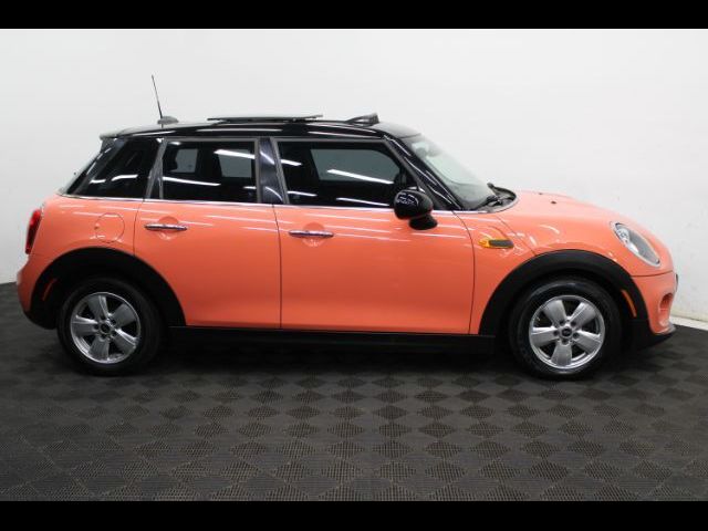 2015 MINI Cooper Hardtop Base