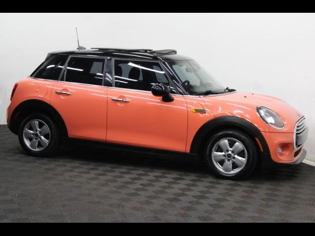 2015 MINI Cooper Hardtop Base