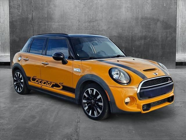 2015 MINI Cooper Hardtop S