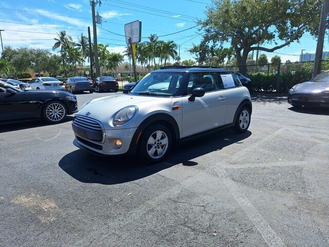 2015 MINI Cooper Hardtop Base