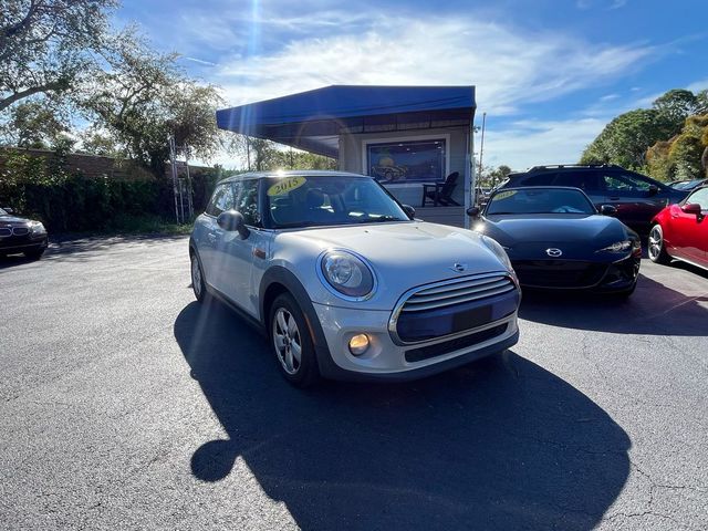 2015 MINI Cooper Hardtop Base