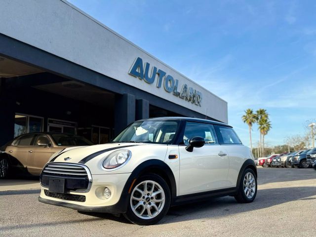 2015 MINI Cooper Hardtop Base