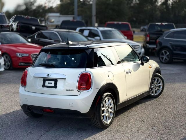 2015 MINI Cooper Hardtop Base