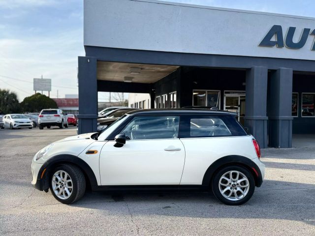 2015 MINI Cooper Hardtop Base