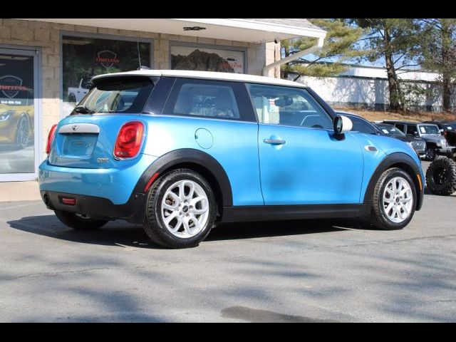 2015 MINI Cooper Hardtop Base