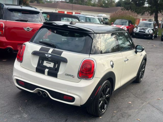 2015 MINI Cooper Hardtop S