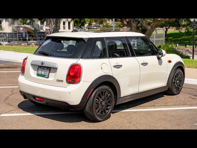 2015 MINI Cooper Hardtop Base