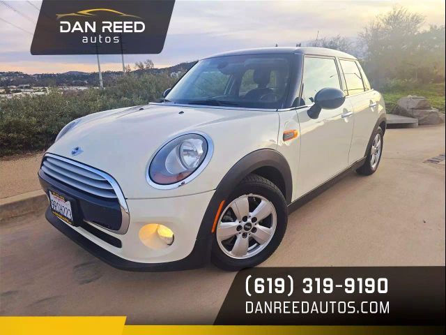 2015 MINI Cooper Hardtop Base