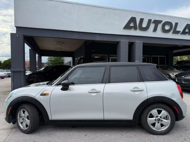 2015 MINI Cooper Hardtop Base