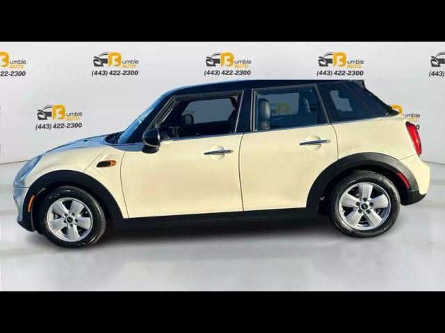 2015 MINI Cooper Hardtop Base