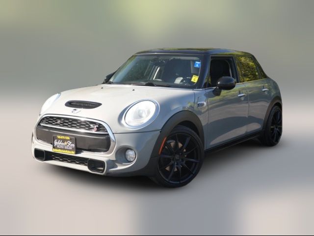 2015 MINI Cooper Hardtop S