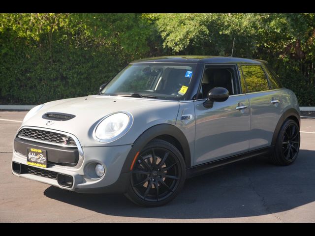 2015 MINI Cooper Hardtop S