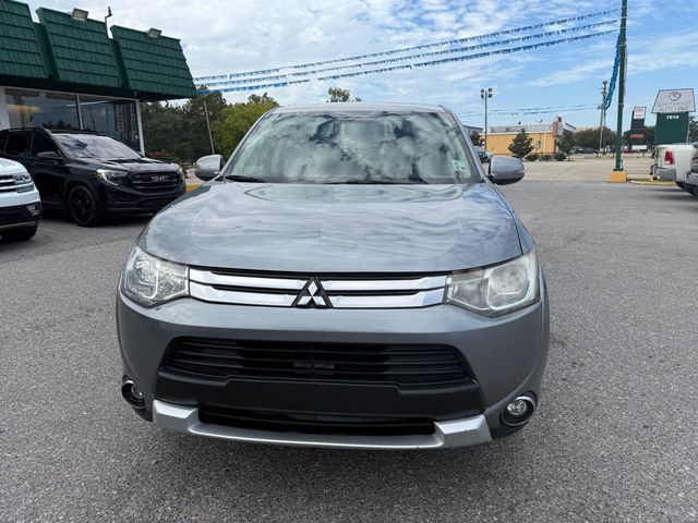 2015 Mitsubishi Outlander SE