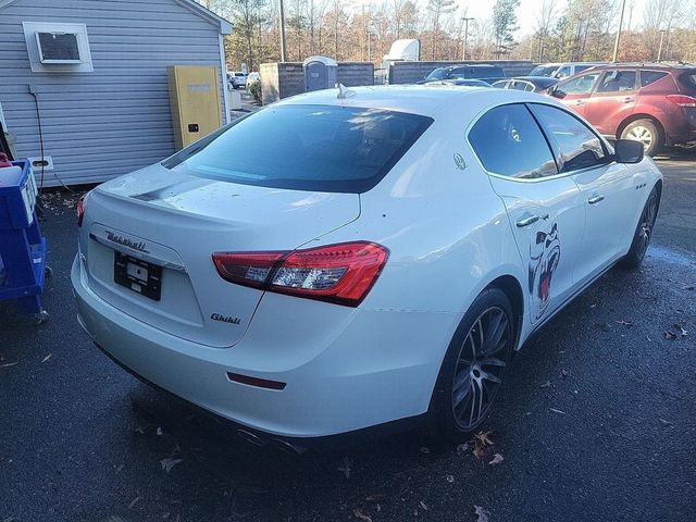 2015 Maserati Ghibli Base