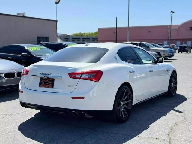 2015 Maserati Ghibli Base