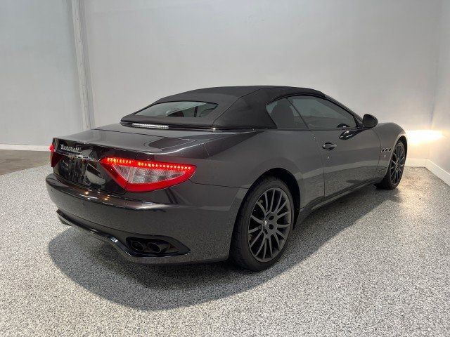 2015 Maserati GranTurismo Base