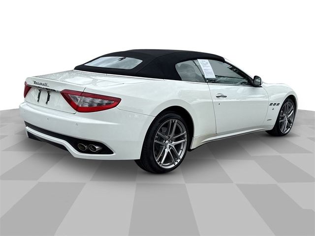 2015 Maserati GranTurismo Base