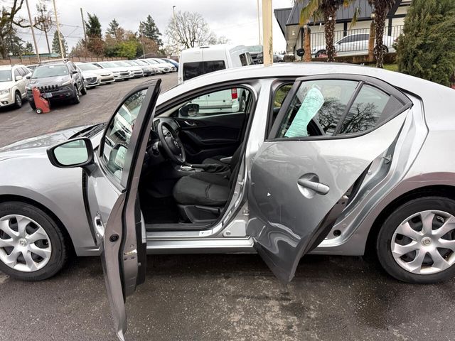 2015 Mazda Mazda3 i Sport