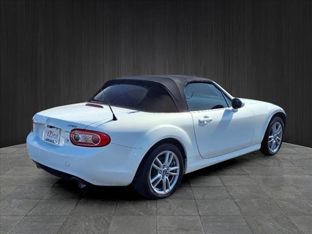 2015 Mazda MX-5 Miata Sport