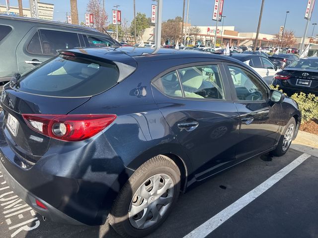 2015 Mazda Mazda3 i Sport