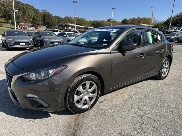 2015 Mazda Mazda3 i Sport