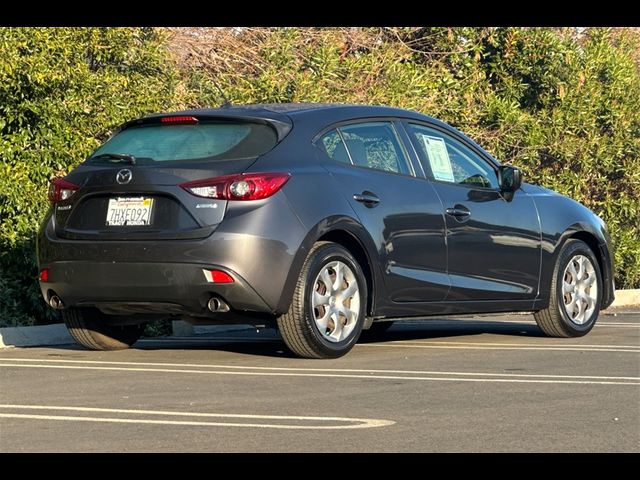 2015 Mazda Mazda3 i Sport