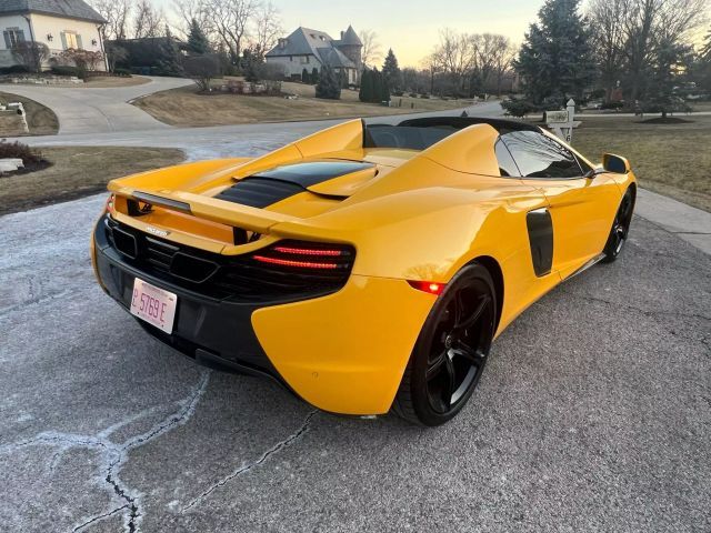 2015 McLaren 650S Base