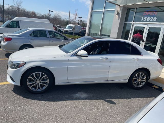 2015 Mercedes-Benz C-Class 300 Luxury