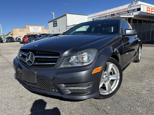 2015 Mercedes-Benz C-Class 250