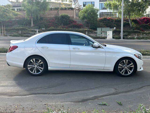 2015 Mercedes-Benz C-Class 300