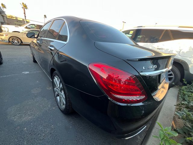 2015 Mercedes-Benz C-Class 300 Luxury