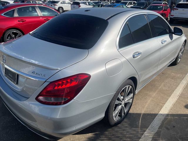 2015 Mercedes-Benz C-Class 300