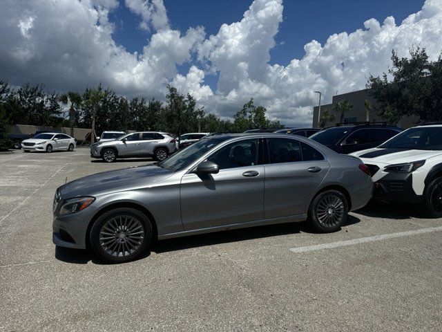 2015 Mercedes-Benz C-Class 300