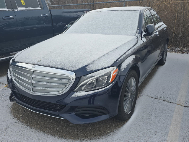 2015 Mercedes-Benz C-Class 300