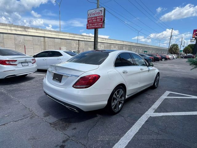 2015 Mercedes-Benz C-Class 300