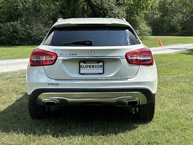 2015 Mercedes-Benz GLA 250