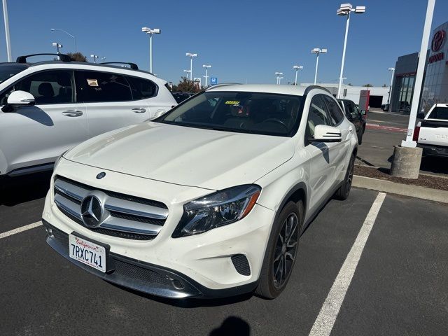 2015 Mercedes-Benz GLA 250