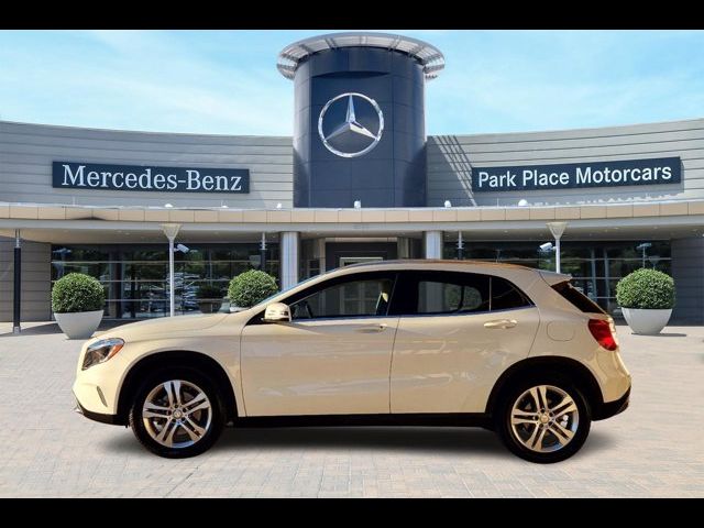 2015 Mercedes-Benz GLA 250