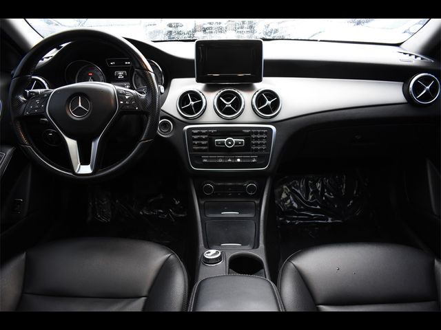 2015 Mercedes-Benz GLA 250