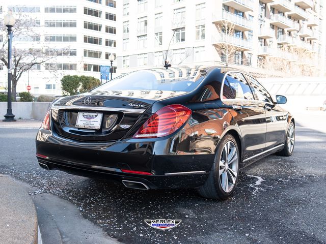 2015 Mercedes-Benz S-Class 550