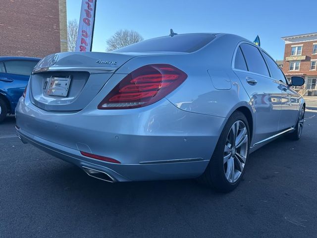 2015 Mercedes-Benz S-Class 550