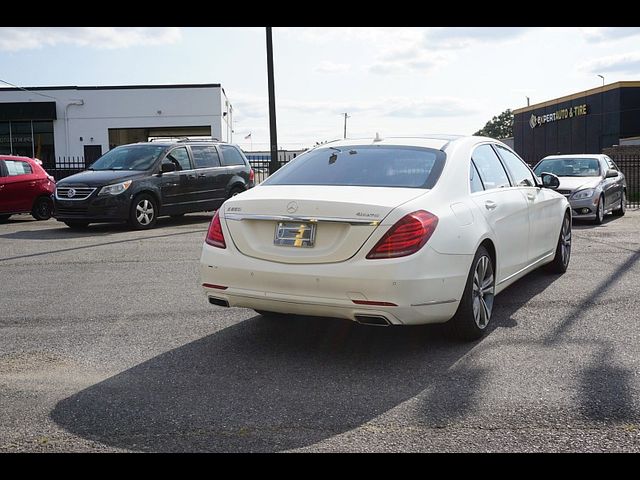 2015 Mercedes-Benz S-Class 550