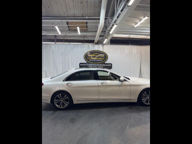 2015 Mercedes-Benz S-Class 550