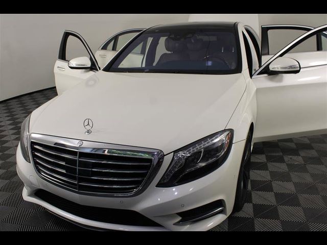 2015 Mercedes-Benz S-Class 550