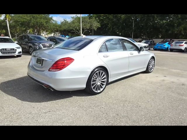 2015 Mercedes-Benz S-Class 550