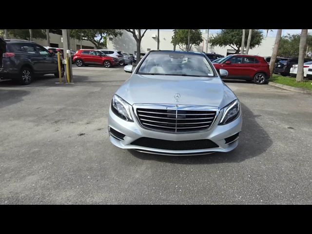 2015 Mercedes-Benz S-Class 550